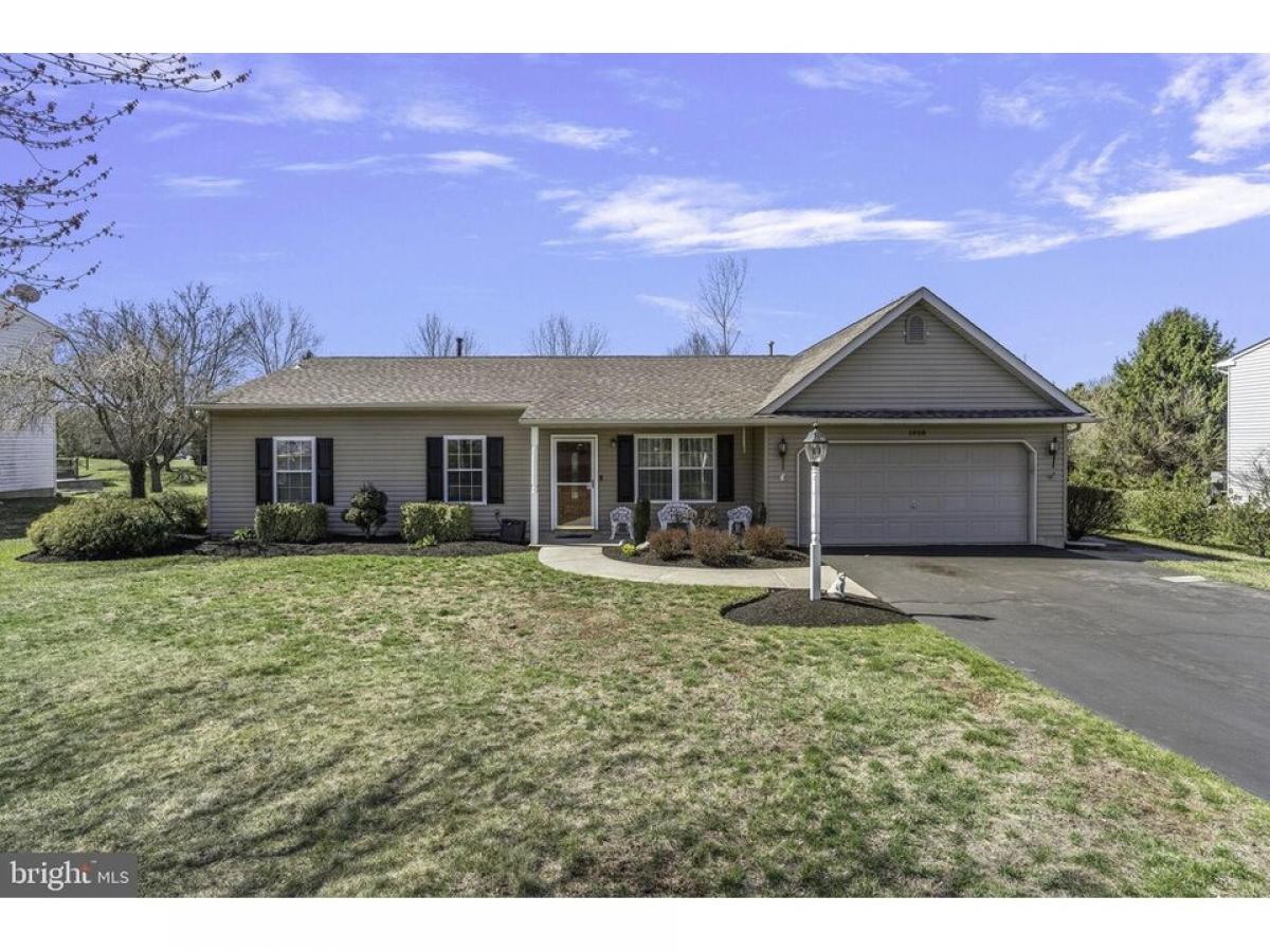Picture of Home For Sale in Jamison, Pennsylvania, United States