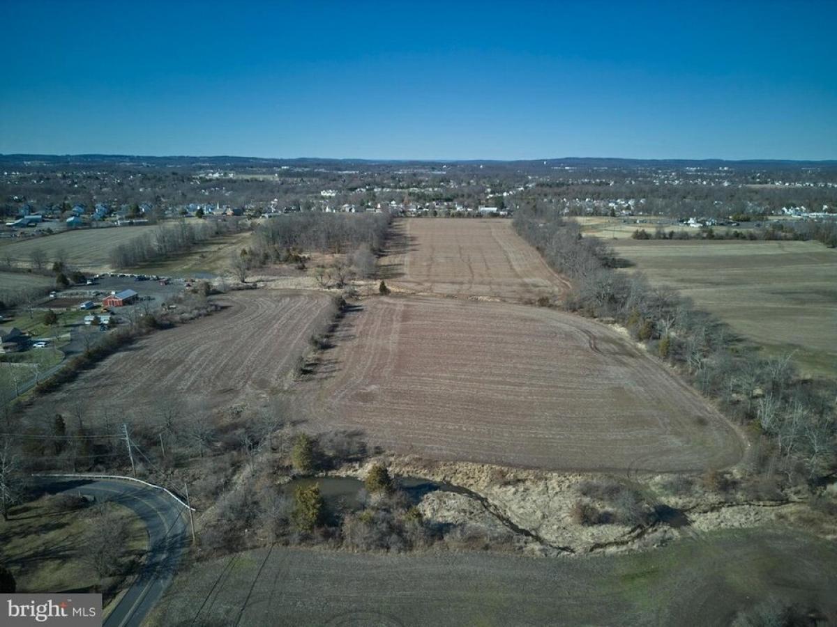 Picture of Residential Land For Sale in Quakertown, Pennsylvania, United States