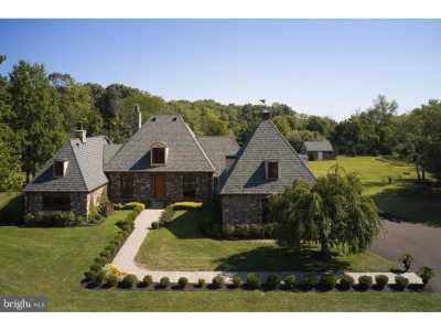 Home For Sale in Pipersville, Pennsylvania