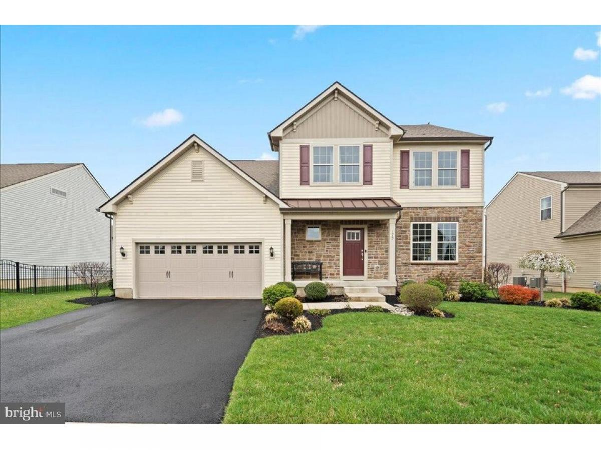 Picture of Home For Sale in Warminster, Pennsylvania, United States