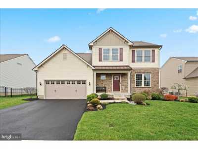 Home For Sale in Warminster, Pennsylvania