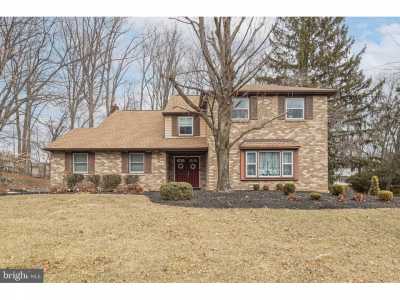 Home For Sale in Yardley, Pennsylvania