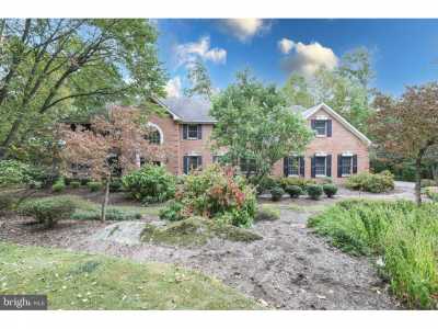 Home For Sale in Sellersville, Pennsylvania