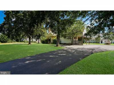 Home For Sale in Quakertown, Pennsylvania