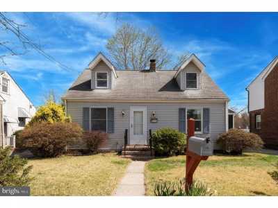 Home For Sale in Pennsville, New Jersey