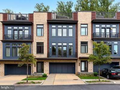 Home For Sale in Bethesda, Maryland