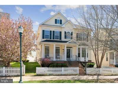 Home For Sale in Clarksburg, Maryland