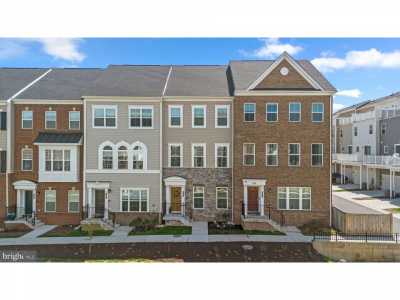 Home For Sale in Gaithersburg, Maryland