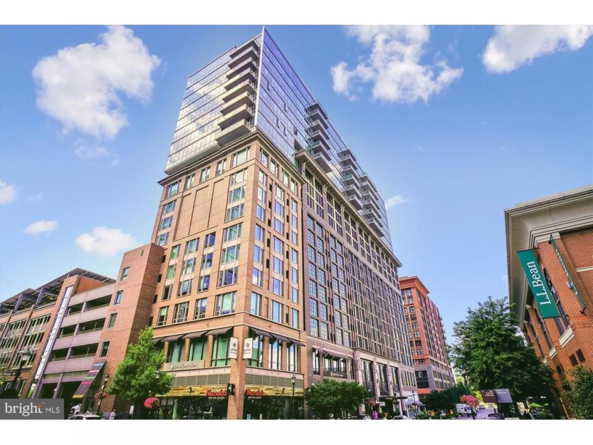 Picture of Home For Sale in North Bethesda, Maryland, United States