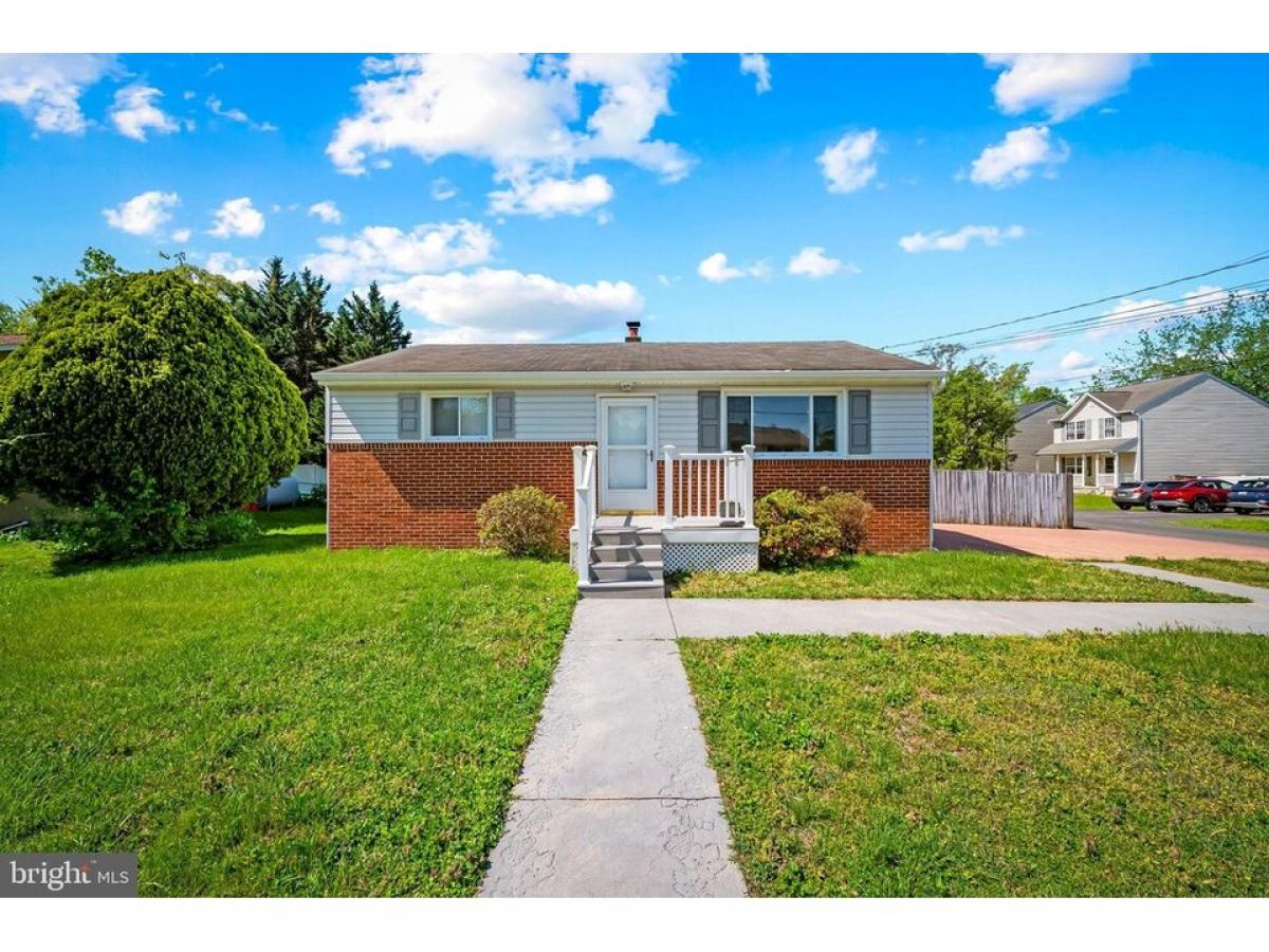 Picture of Home For Sale in Pasadena, Maryland, United States