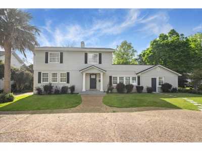 Home For Sale in Quincy, Florida