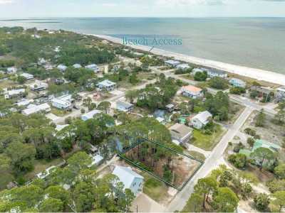 Residential Land For Sale in Alligator Point, Florida