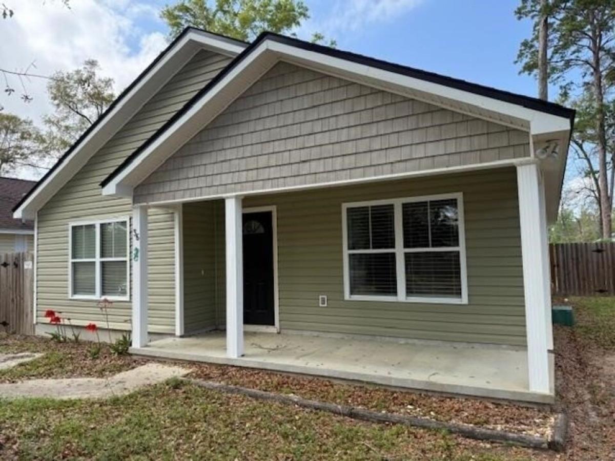 Picture of Home For Sale in Crawfordville, Florida, United States