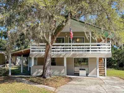 Home For Sale in Apalachicola, Florida