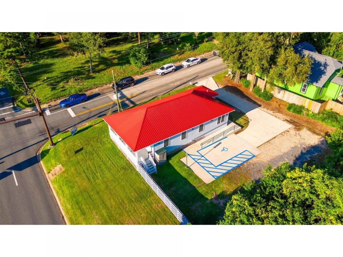 Picture of Home For Sale in Tallahassee, Florida, United States