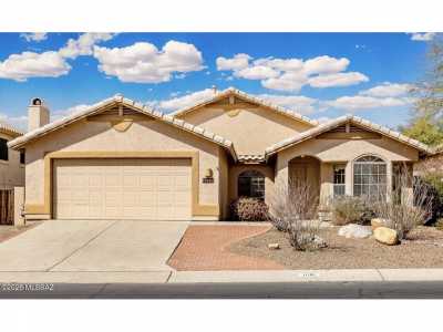 Home For Sale in Oro Valley, Arizona
