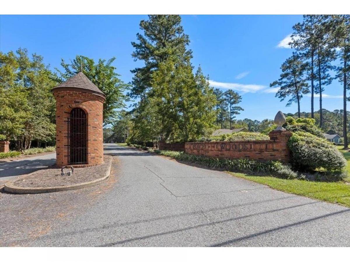 Picture of Residential Land For Sale in Thomasville, Georgia, United States