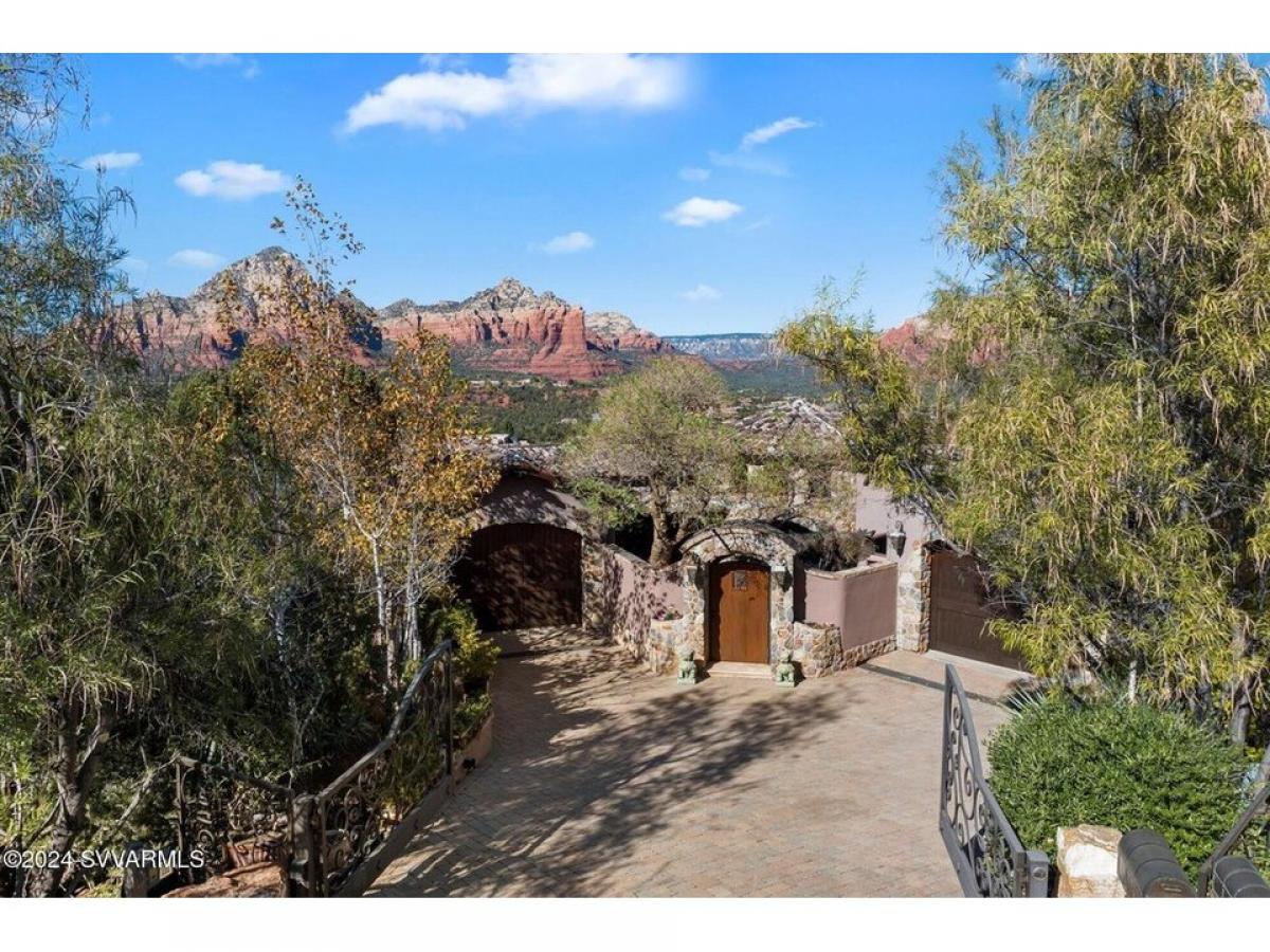 Picture of Home For Sale in Sedona, Arizona, United States