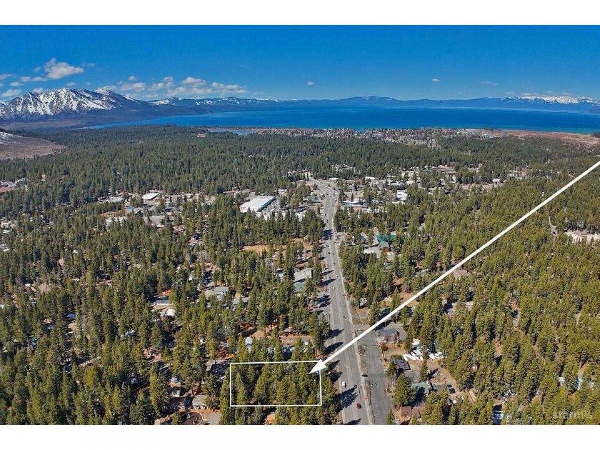 Picture of Home For Sale in South Lake Tahoe, California, United States