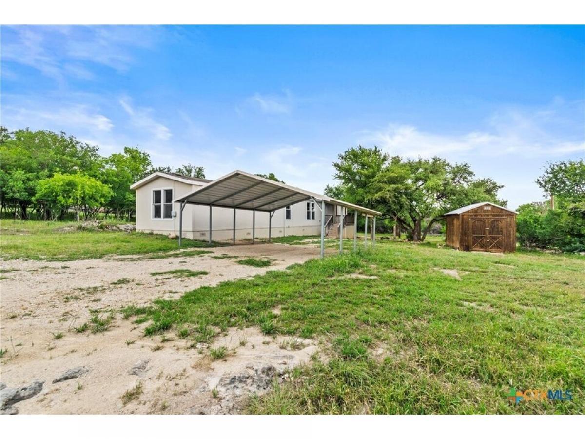 Picture of Home For Sale in San Marcos, Texas, United States