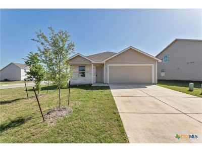 Home For Sale in Seguin, Texas