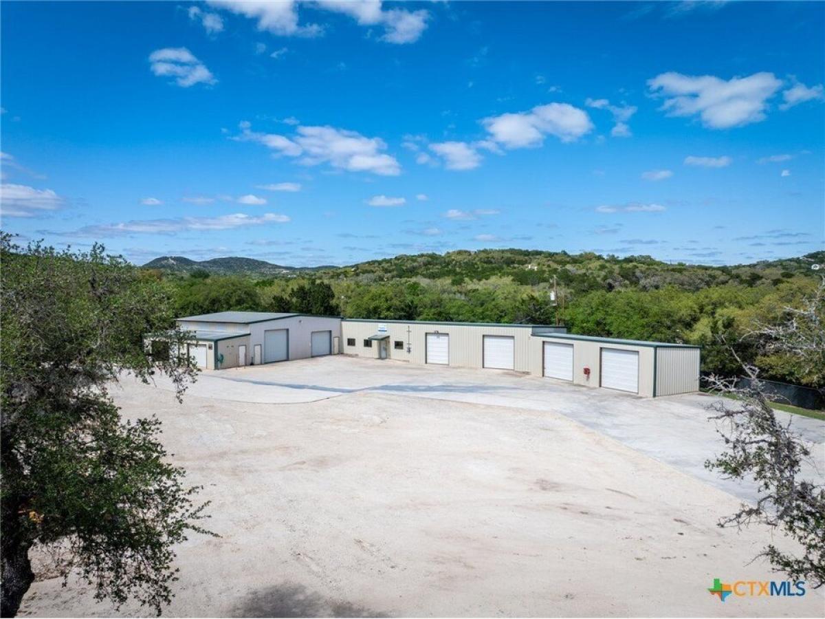Picture of Home For Sale in Canyon Lake, Texas, United States