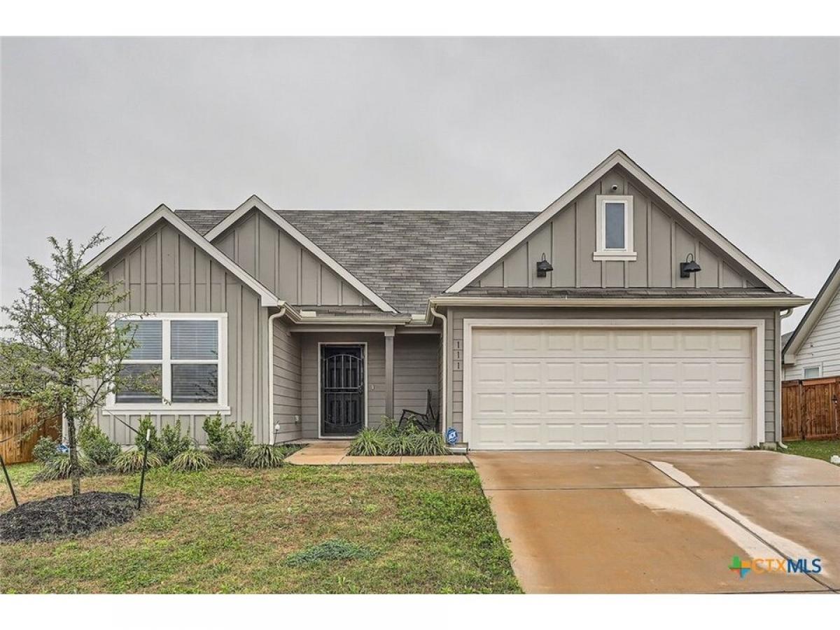 Picture of Home For Sale in San Marcos, Texas, United States