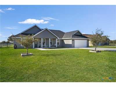 Home For Sale in Seguin, Texas