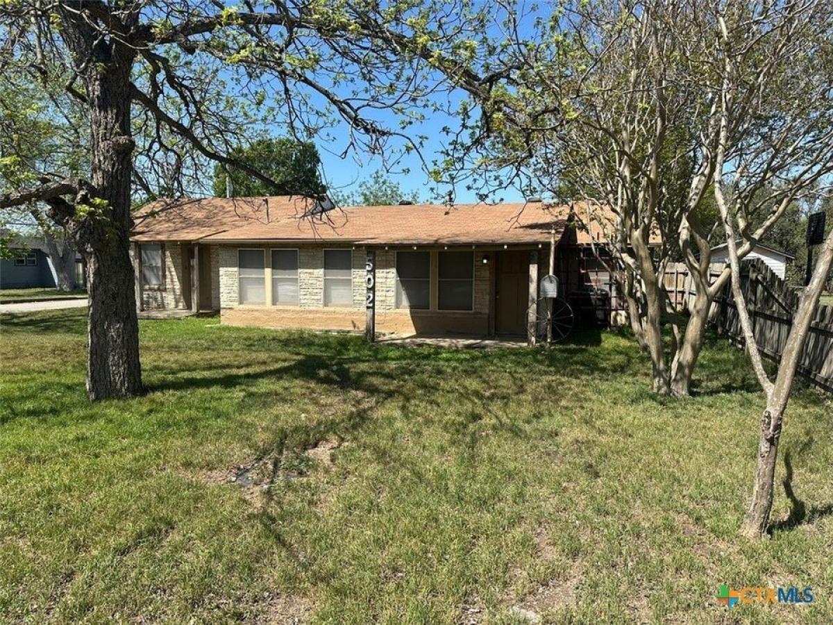 Picture of Home For Sale in Seguin, Texas, United States