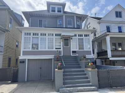 Home For Sale in Atlantic City, New Jersey