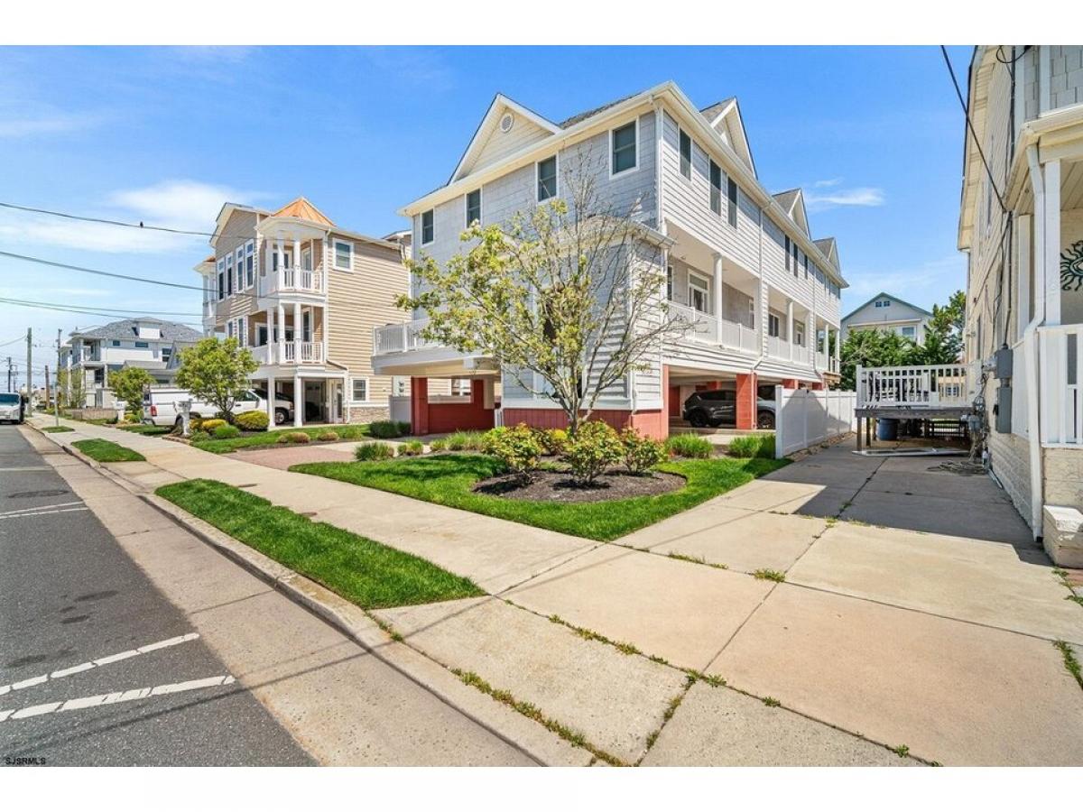 Picture of Home For Sale in Margate, New Jersey, United States