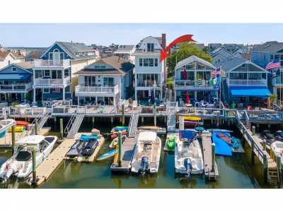 Home For Sale in Ocean City, New Jersey