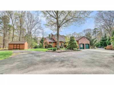 Home For Sale in Egg Harbor Township, New Jersey