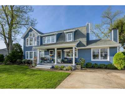 Home For Sale in Linwood, New Jersey