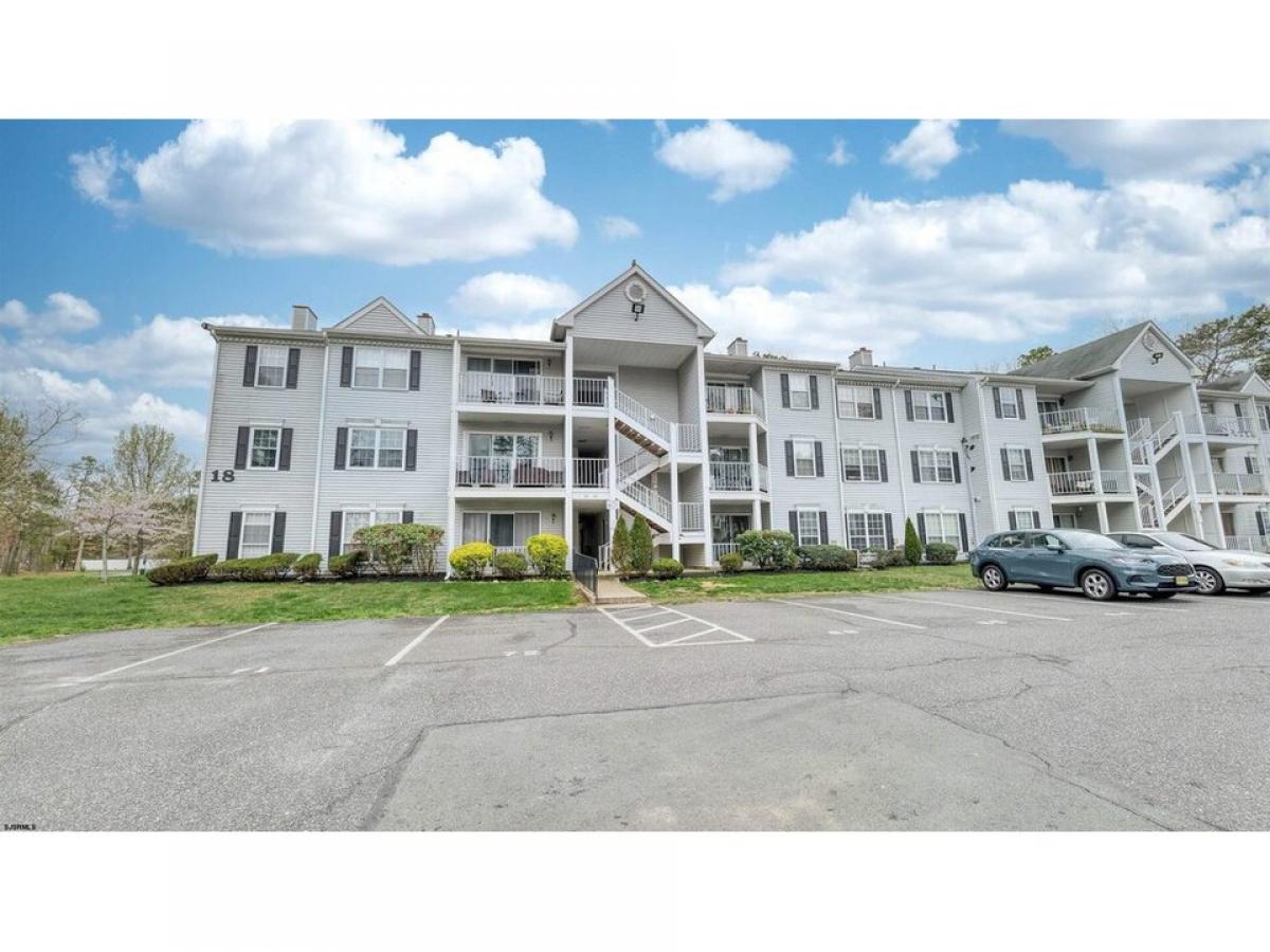 Picture of Home For Sale in Galloway Township, New Jersey, United States