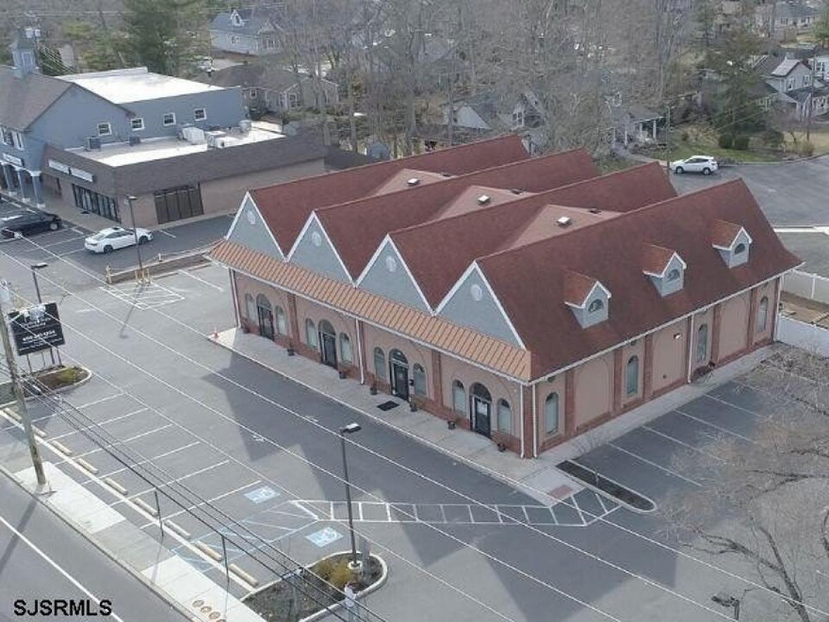 Picture of Home For Sale in Northfield, New Jersey, United States