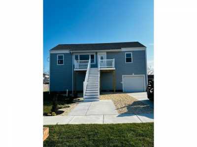 Home For Sale in Egg Harbor Township, New Jersey
