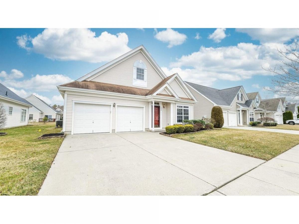 Picture of Home For Sale in Egg Harbor Township, New Jersey, United States