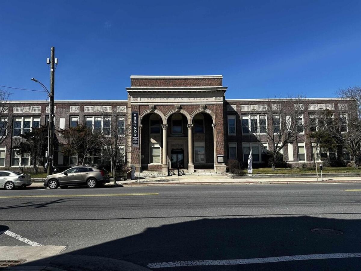 Picture of Home For Rent in Ventnor, New Jersey, United States