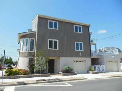 Home For Rent in Ventnor, New Jersey