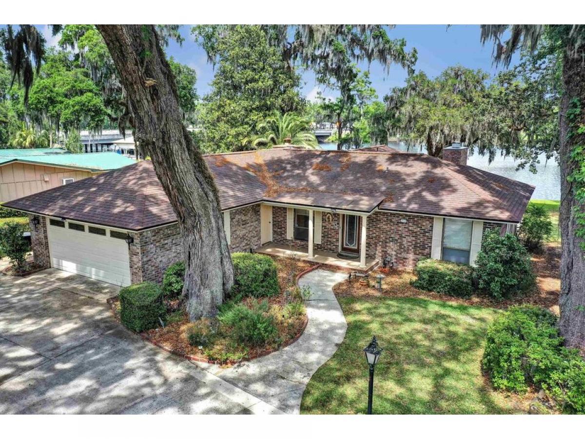 Picture of Home For Sale in Middleburg, Florida, United States