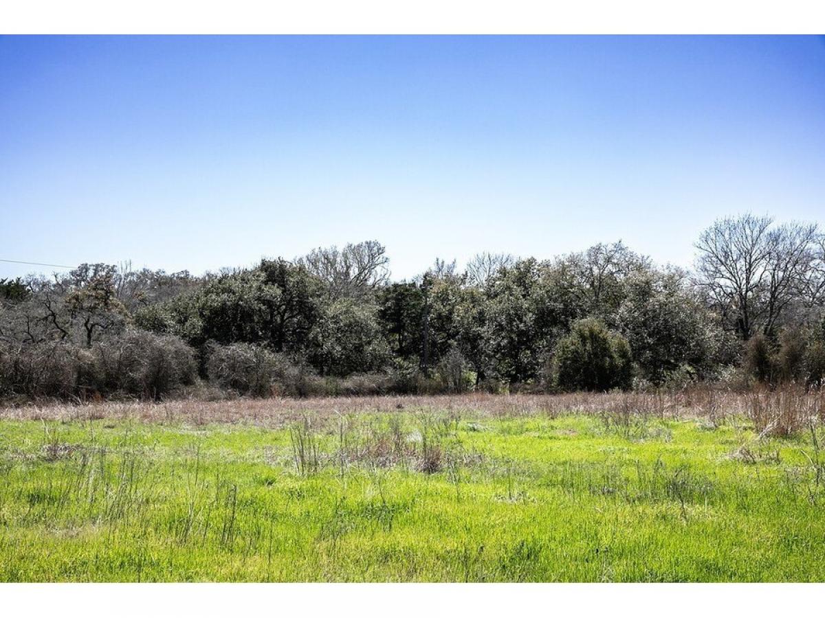 Picture of Farm For Sale in Burton, Texas, United States