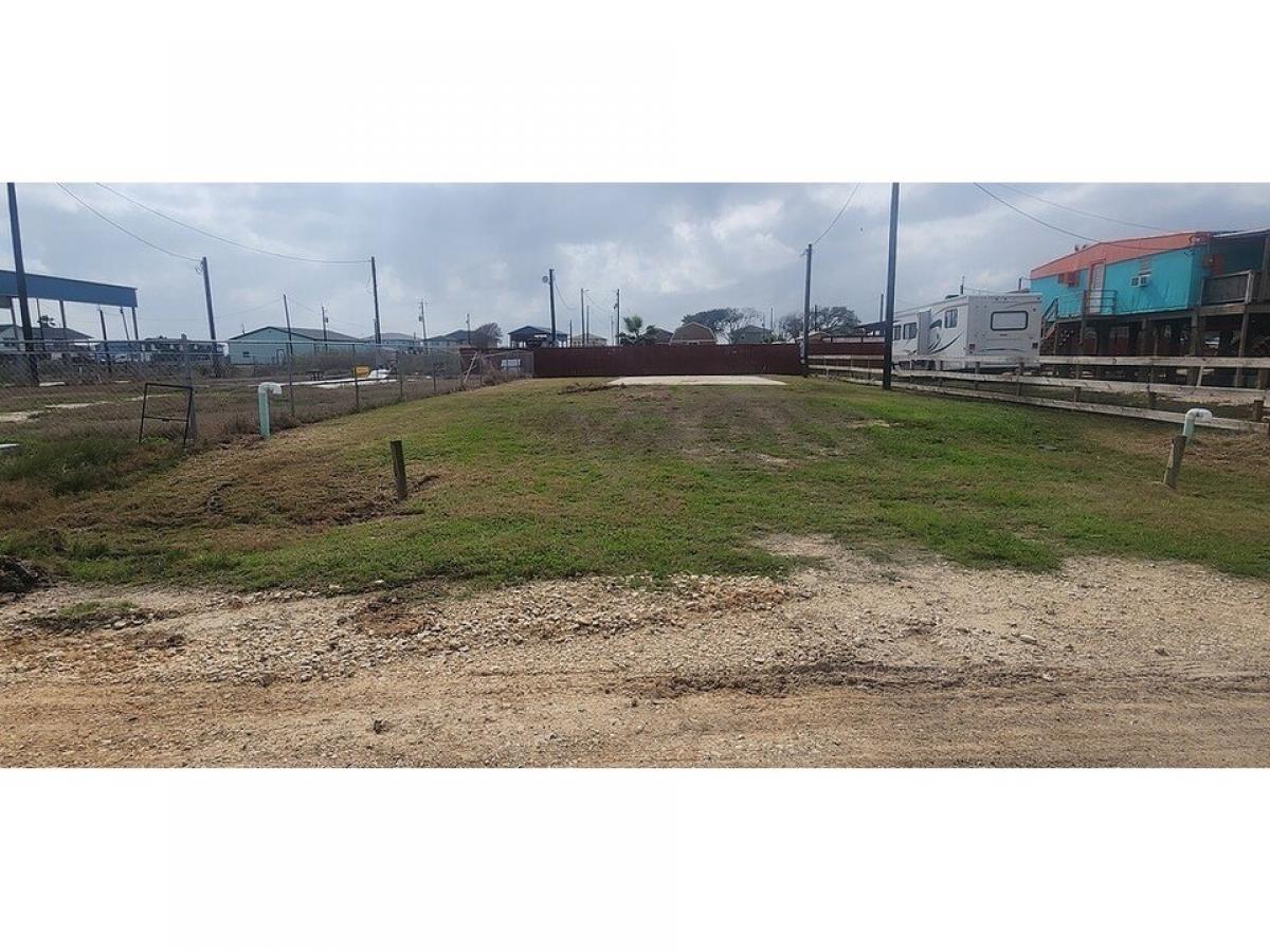 Picture of Residential Land For Sale in Bay City, Texas, United States