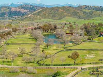 Home For Sale in Bonsall, California