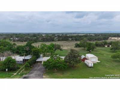 Home For Sale in Bandera, Texas