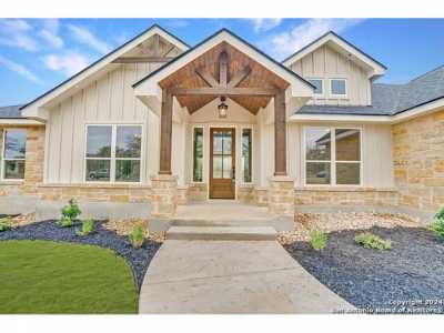 Home For Rent in Adkins, Texas