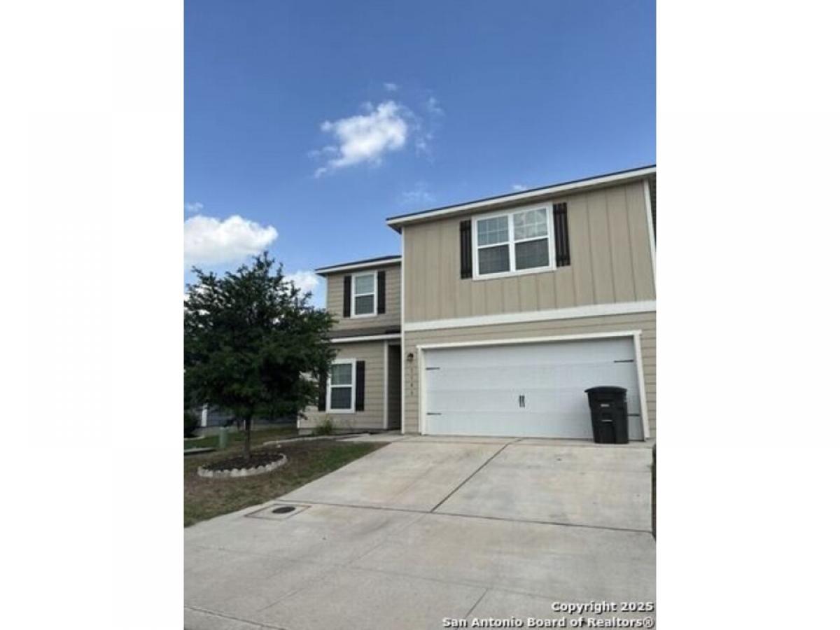 Picture of Home For Rent in Converse, Texas, United States
