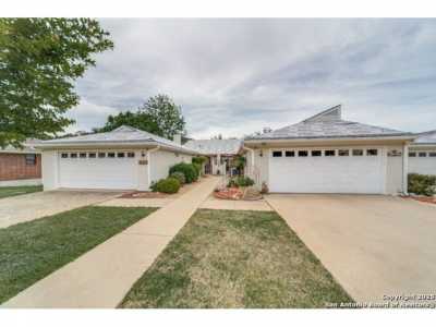 Home For Sale in Kerrville, Texas