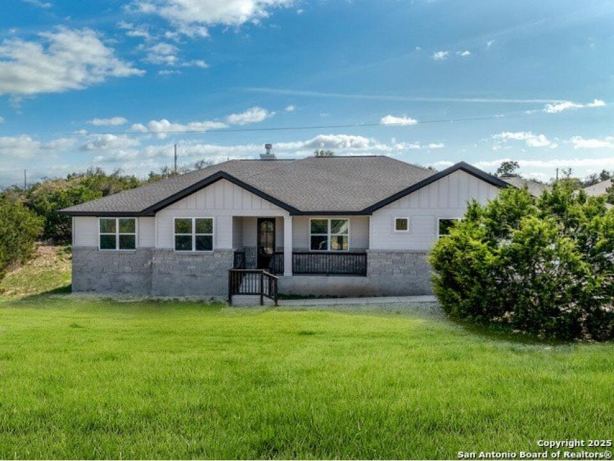 Picture of Home For Rent in Fischer, Texas, United States