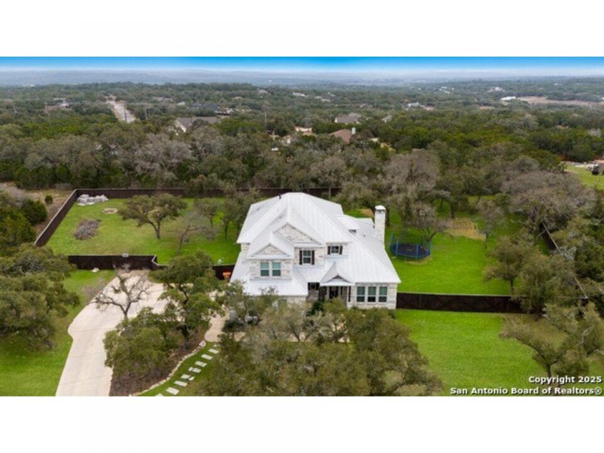Picture of Home For Sale in Spring Branch, Texas, United States